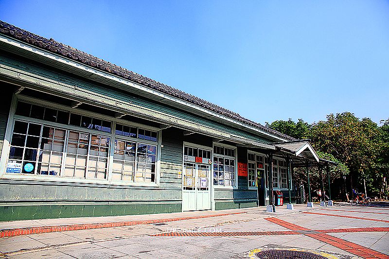 北門驛、北門車站，萍子推薦嘉義景點森林鐵路蒸汽小火車的起點，火車迷不可錯過美麗車站