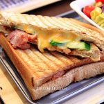 即時熱門文章：台北NOT ONLY CAFE，萍子推薦捷運市府站喝咖啡聚會好去處，不只是咖啡，也是畫畫工作室可學畫，市府阪急對面巷子brunch早午餐咖啡館