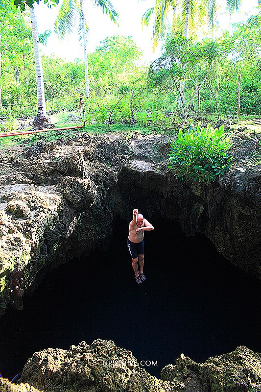 【薄荷島景點】Bohol Anda Cabagnow Cave Pool安達神秘洞穴泳池，萍子朝聖薄荷島冒險跳水行程，薄荷島行程推薦，Anda安達景點，IG打卡薄荷島 @upssmile向上的微笑萍子 旅食設影