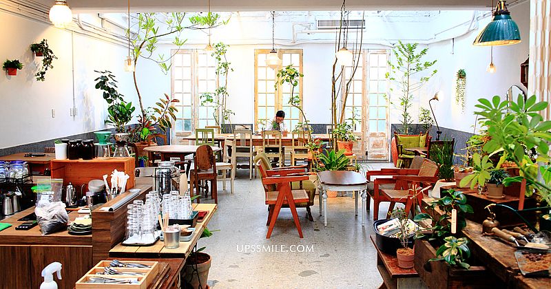 慕日森林，信義區韓風森林系咖啡廳，複合式植栽花藝選物店，台北不限時咖啡館 @upssmile向上的微笑萍子 旅食設影