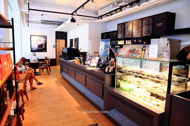 Louisa Coffee路易莎咖啡建成圓環門市，全台最美的路易莎咖啡廳，台灣傳統老屋再生咖啡館，台北不限時插電咖啡館 @upssmile向上的微笑萍子 旅食設影