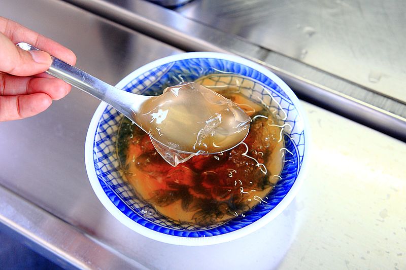 圓環阿勝愛玉冰，賣超過57年遵循古法手洗愛玉，台北真材實料古早味甜品，寧夏夜市美食