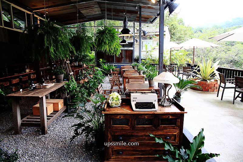 【陽明山咖啡廳】野人花園，2021陽明山唯美森林系景觀玻璃屋咖啡館，台北秘境打卡景點，選物店觀葉植物盆栽可購買