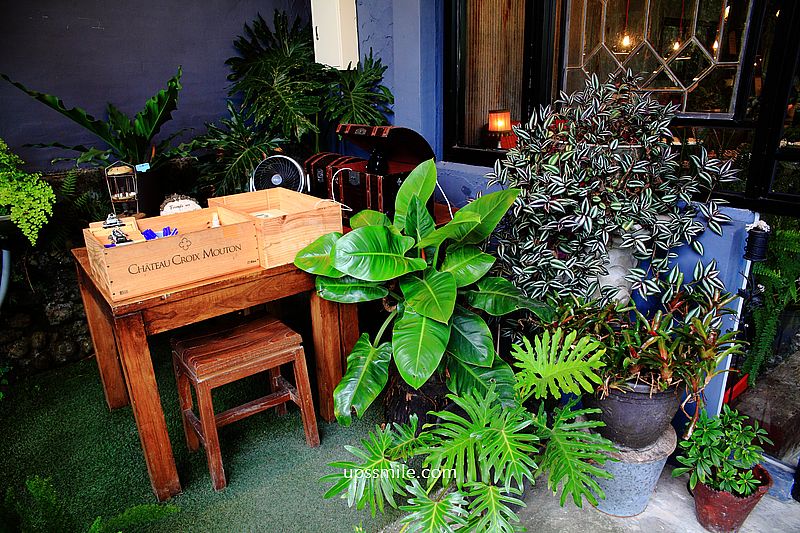 【陽明山咖啡廳】野人花園，2021陽明山唯美森林系景觀玻璃屋咖啡館，台北秘境打卡景點，選物店觀葉植物盆栽可購買 @upssmile向上的微笑萍子 旅食設影