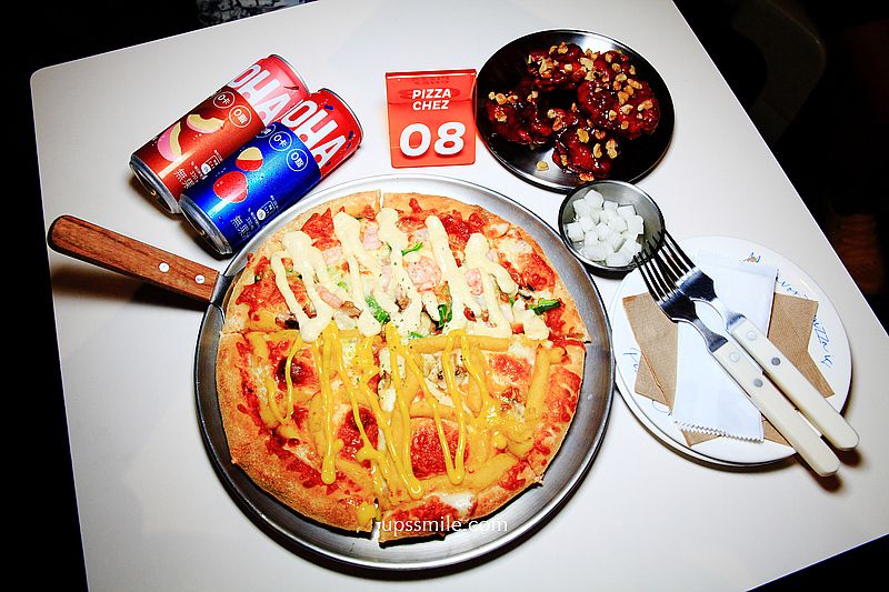 國父紀念館美食Pizza Che，韓國首爾正統韓式披薩炸雞，台北東區新開幕2022，一秒飛韓國，附pizza chez菜單 @upssmile向上的微笑萍子 旅食設影