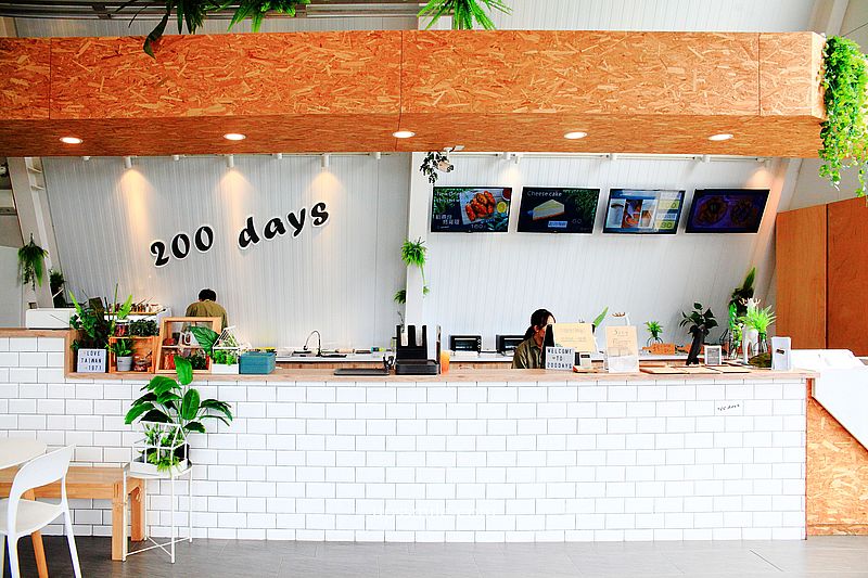 【台中景點】200 days咖啡下午茶，東豐綠色走廊，豐原夢幻玻璃屋，橫掃IG網美打卡景點，豐原咖啡廳推薦 @upssmile向上的微笑萍子 旅食設影