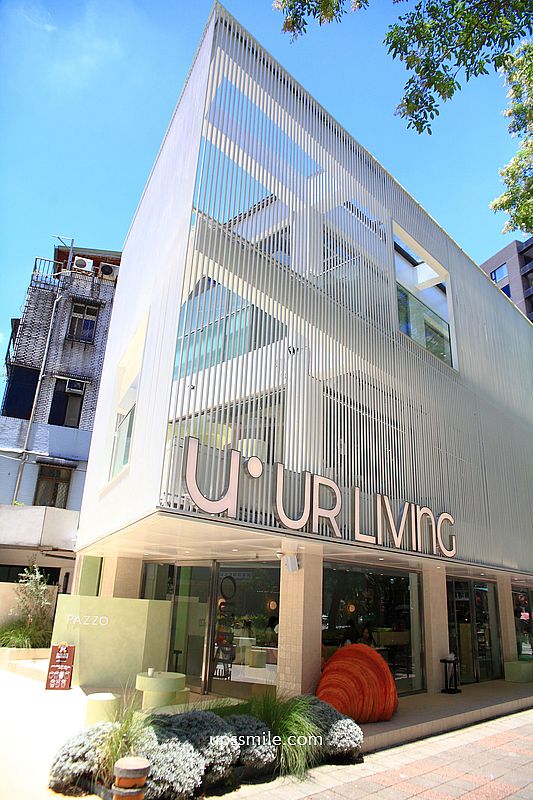 UR LIVING生活美學光復店，韓國人氣咖啡廳OUVERT SEOUL插旗東區，捷運國父紀念館站咖啡廳，台北巨大可頌，PAZZO服飾複合式選物店，台北網美咖啡廳