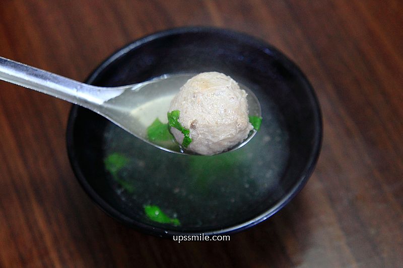 【萬華美食】阿伯蛋包麵，凌晨三點半開賣萬華早午餐，60年萬華麵店，萬華麵店，台北宵夜美食