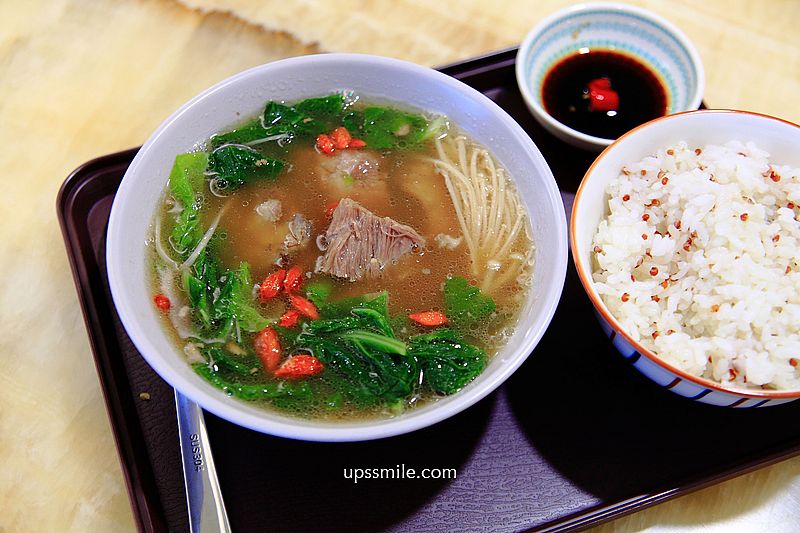 留守人廚房X香料咖哩肉骨茶，隱身桃園龜山社區大樓一樓異國料理餐廳，家鄉馬來西亞料理，桃園咖哩飯推薦，桃園龜山美食，桃園異國料理餐廳