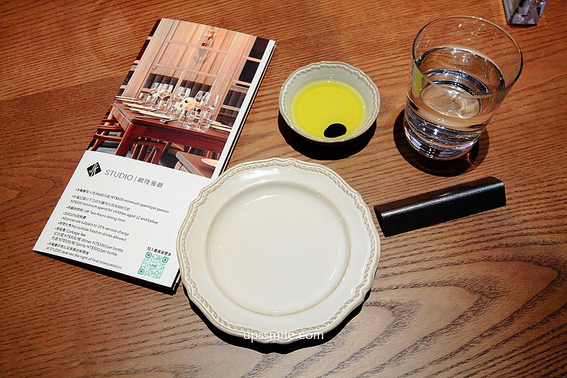 【林口美食】JK STUDIO歐陸餐廳林口店，林口三井Outlet二館美食，林口千萬裝潢飯店級餐廳，林口必吃美食，林口網美餐廳，林口北歐小屋建築，林口約會餐廳