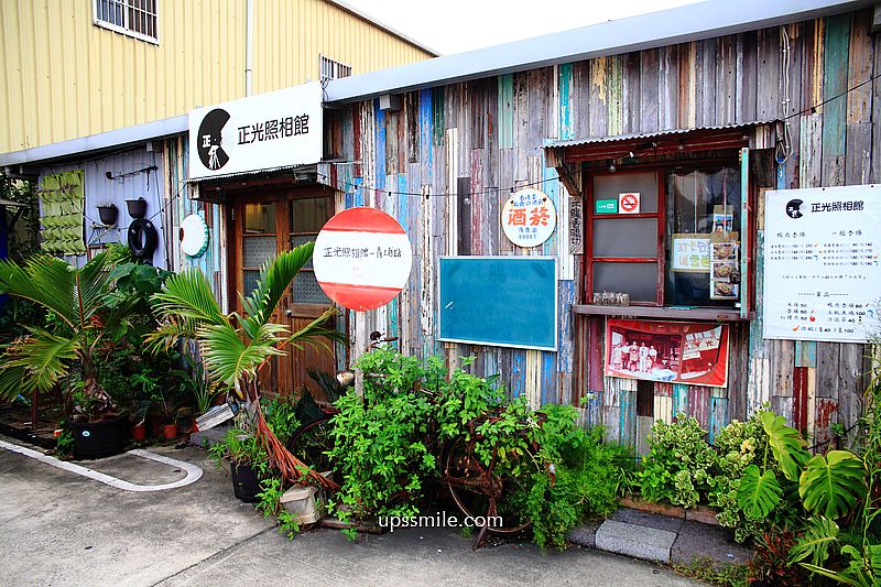 【桃園大園美食】正光照相館（米腸香腸切）青埔店，食尚玩家推薦大園美食景點，復古貨櫃屋