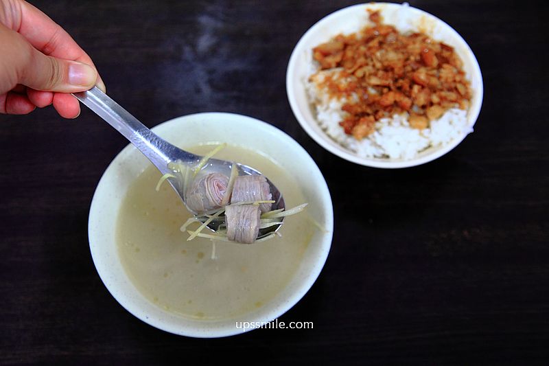 【基隆美食】基隆五層豬腸湯，神等級好吃脆Q彈豬腸湯，西六號碼頭麵店，基隆滷肉飯20元、基隆五層豬腸湯50元，食尚玩家推薦基隆必吃