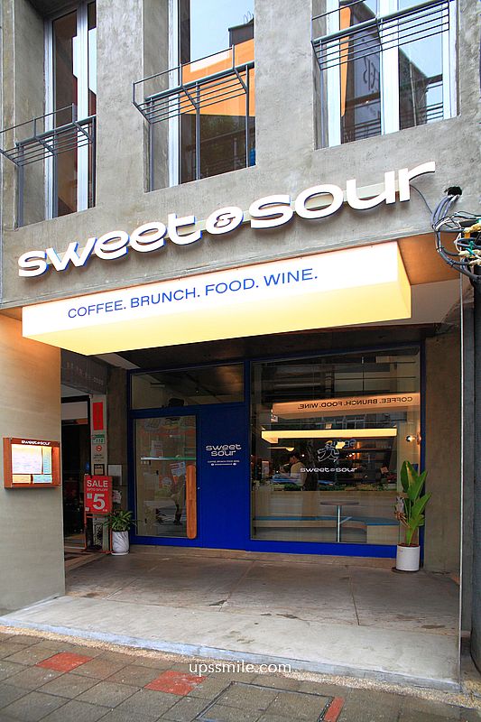 Sweet & Sour Kitchen重慶，光點台北旁獨棟老宅咖啡廳開二店，必吃草莓戚風蛋糕、美味鮮蝦早餐組合，神等級好吃台北早午餐咖啡廳，四層樓老宅絕美氛圍，黑膠唱片，橫掃IG打卡網美早午餐咖啡廳，重慶北路咖啡廳，Sweet & Sour Life二店，台北捷運北門站不限時咖啡廳