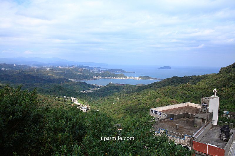 【九份咖啡廳】CHLIV Jiufen store 世界冠軍拉花，九份山城黑色咖啡廳，黑色竹炭咖啡，附chliv菜單，九份景觀咖啡廳