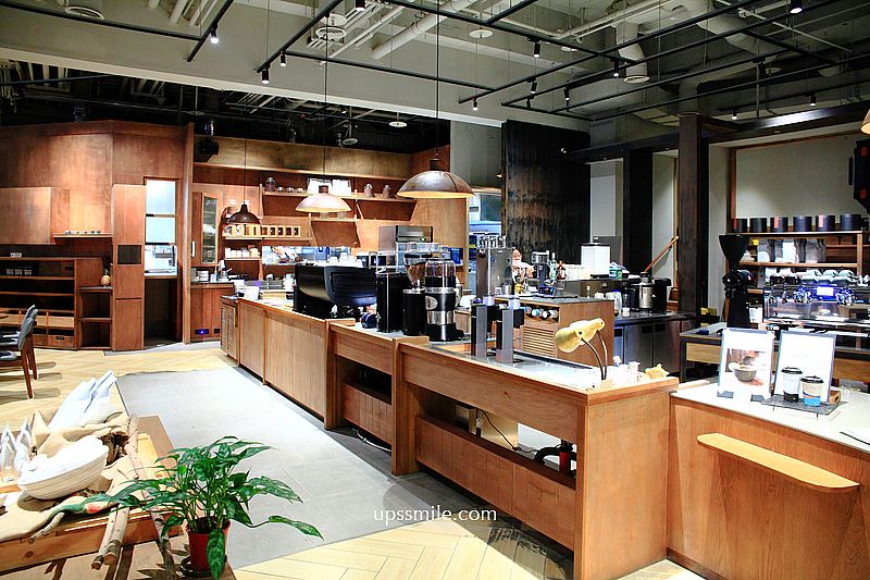 【板橋早午餐】Coppii Lumii living coffee 冉冉生活新板，板橋不限時咖啡廳，提供Wi-Fi插電服務，板橋超寬敞聚會餐廳，附冉冉生活菜單，捷運新埔站早午餐咖啡廳