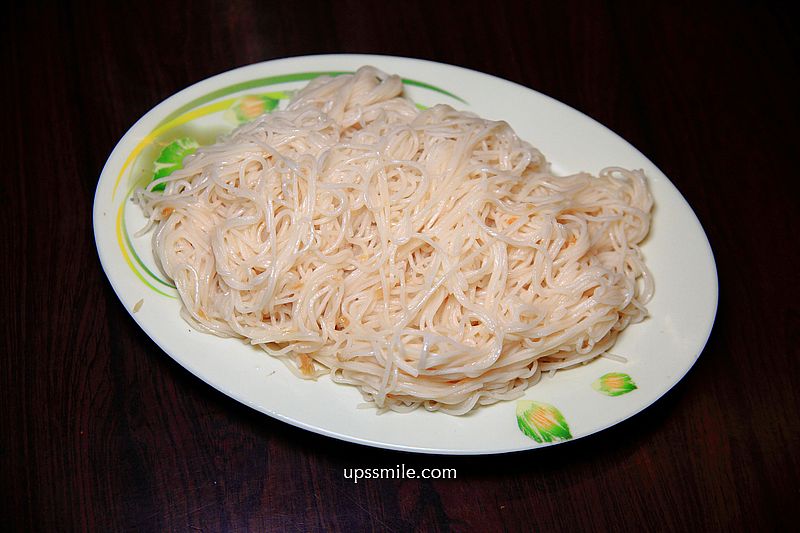 【桃園美食】阿芳羊肉爐，桃園平鎮羊肉爐推薦，炭火羊肉爐溫潤湯底，免費無限飲料與冰淇淋吃到飽