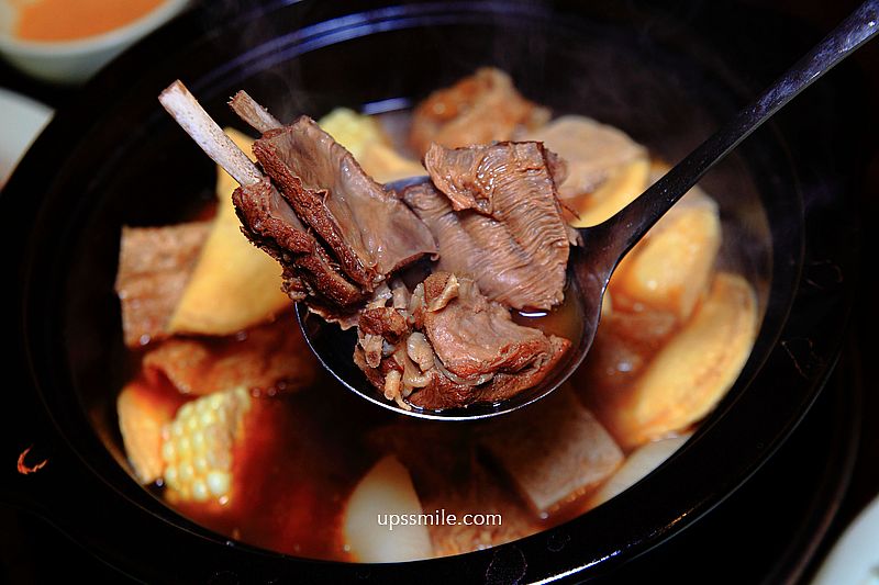 【桃園美食】阿芳羊肉爐，桃園平鎮羊肉爐推薦，炭火羊肉爐溫潤湯底，免費無限飲料與冰淇淋吃到飽