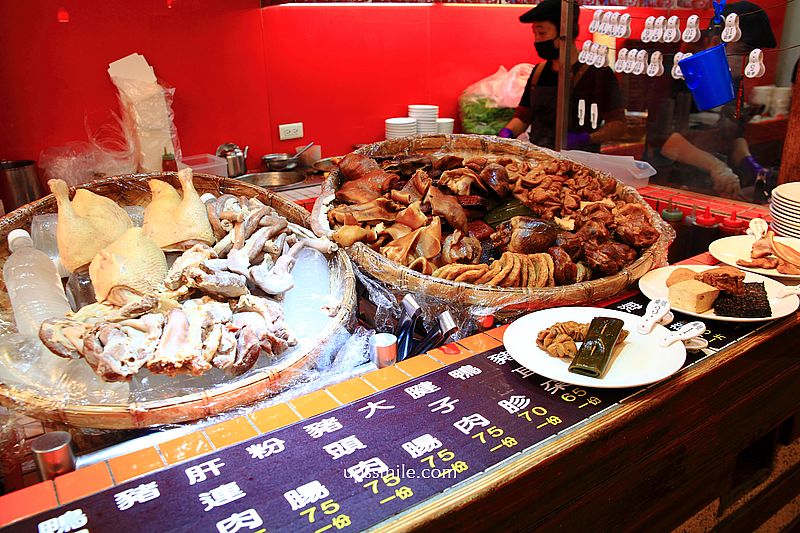 懶得煮客家麵食館龍安店，桃園龍安街美食，桃園超強客家料理小吃，神等級好吃高達30款小菜，桃園麵店推薦