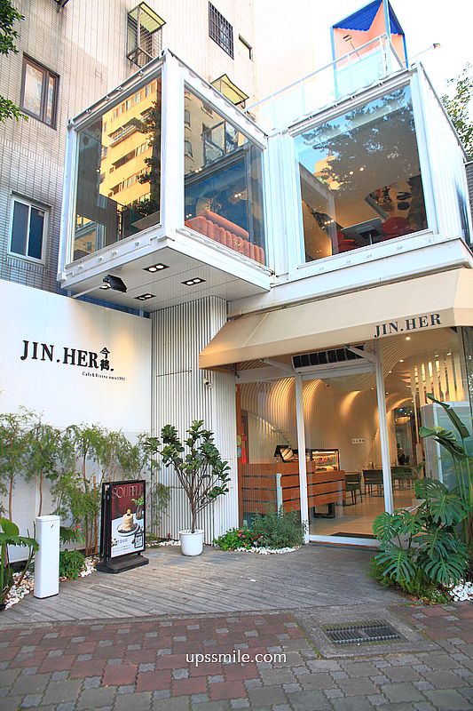 【台中西屯美食】Jin Her今鶴義式餐酒館逢甲店，台中純白貨櫃森林系網美餐廳，神等級好吃舒芙蕾、義大利麵，台中早午餐，台中美食約會餐廳