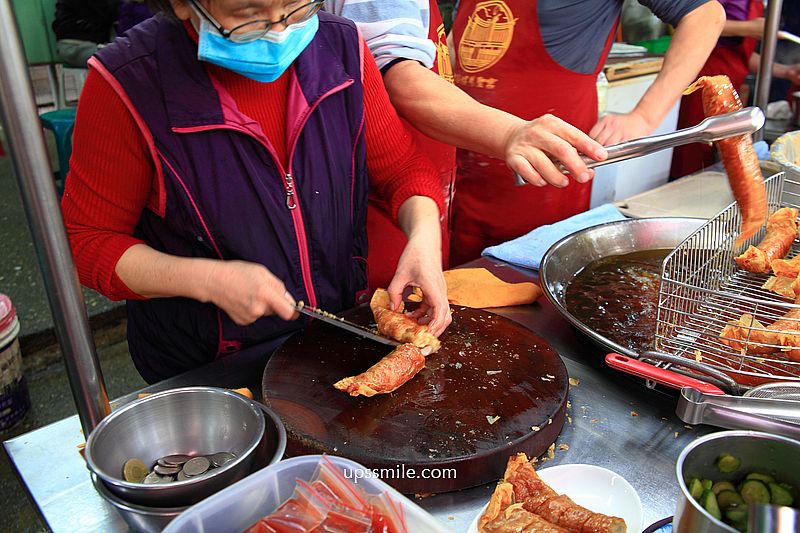 【慈聖宮美食】賴記雞卷70元，白種元推薦台灣美食，大稻埕保安街雞卷，台北雞捲推薦