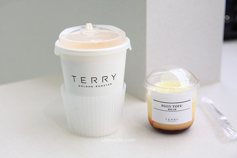 TERRY OOLONG ROASTER 約翰紅茶公司新品牌，捷運東門站純白建築手沖茶專賣店，捷運東門站台灣茶飲，大安區網美茶屋飲料店推薦