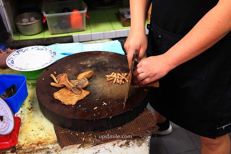 【台北美食】麗馥小吃，隱身巷弄安居街50幾年台北眷村麵店，台北老店，滷味必吃，安居街美食，食尚玩家推薦捷運六張犁站美食