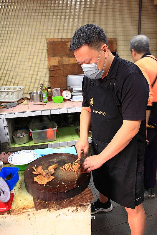 【台北美食】麗馥小吃，隱身巷弄安居街50幾年台北眷村麵店，台北老店，滷味必吃，安居街美食，食尚玩家推薦捷運六張犁站美食