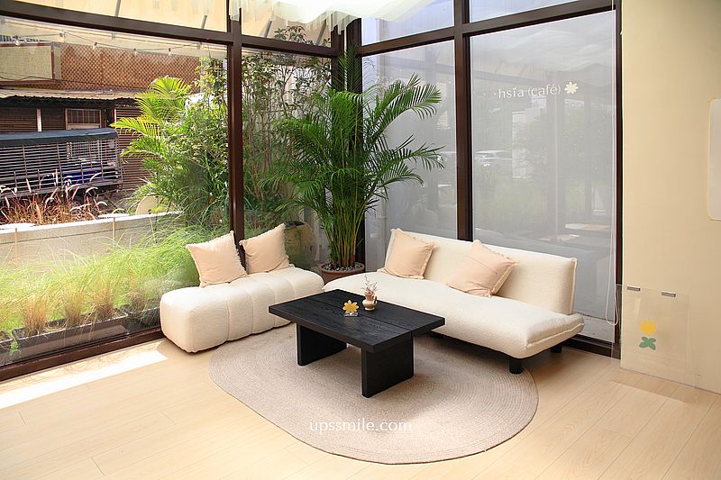 hsïa café夏咖啡，新竹韓風咖啡廳，新竹網美咖啡廳玻璃屋早午餐，新竹好吃舒芙蕾推薦