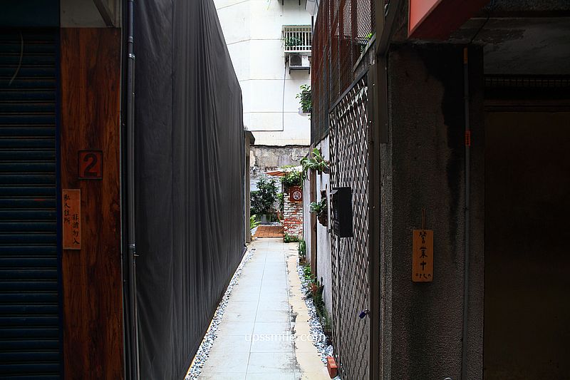 巷日咖啡，捷運西門站甜點咖啡廳，橫掃IG網美打卡甜點寵物咖啡廳，西門町老宅日式榻榻米，萬華咖啡廳下午茶推薦