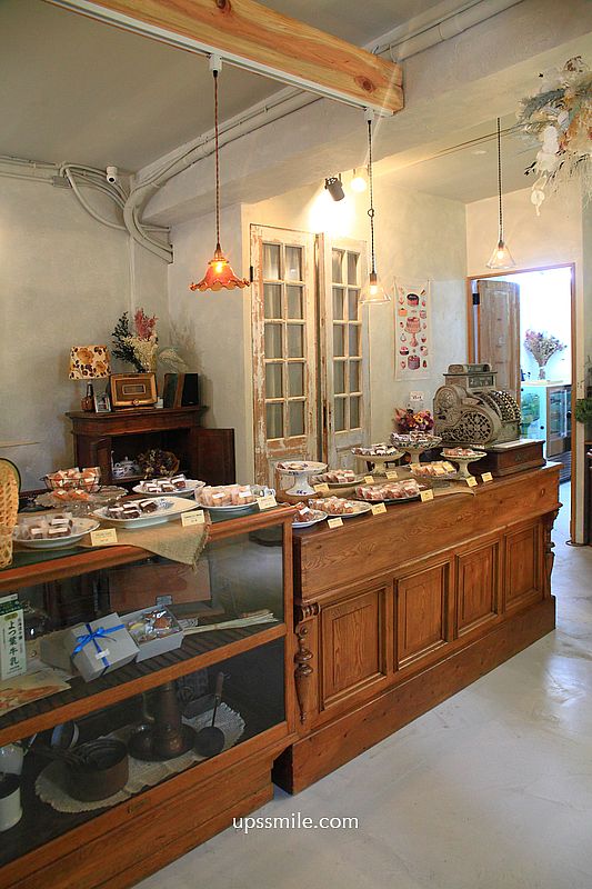 TaSweet菓子屋，每週賣三天限定水果蛋糕捲，宜蘭人氣蛋糕捲重返台北，TaSweet菓子屋台北新店址，捷運科技大樓站甜點