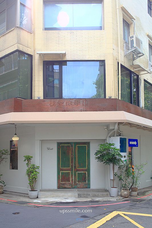 TaSweet菓子屋，每週賣三天限定水果蛋糕捲，宜蘭人氣蛋糕捲重返台北，TaSweet菓子屋台北新店址，捷運科技大樓站甜點