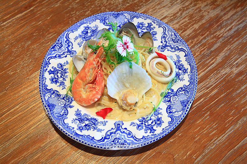 今鶴義式餐酒館竹北店，新竹歐式宮廷風義式餐廳，必吃舒芙蕾，竹北早午餐網美咖啡廳