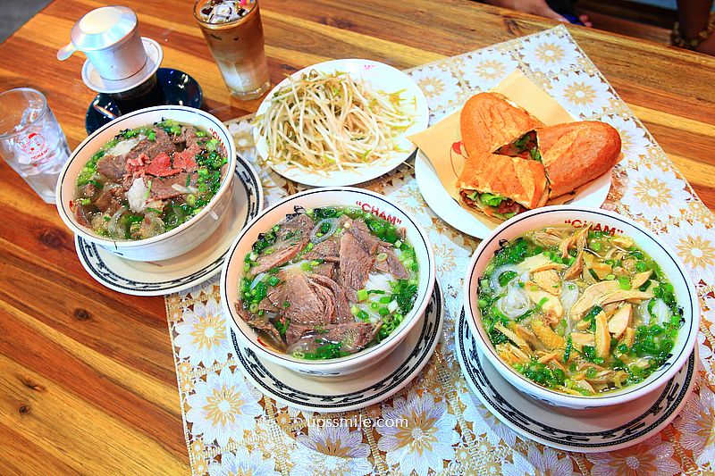 Adam Quy 越南河粉、咖啡/音樂酒吧，桃園後站人氣越式咖啡廳，週末河粉可賣到1700碗