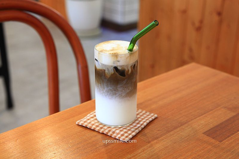 好秋咖啡桃園，桃園老宅甜點咖啡廳，桃園火車站咖啡廳，桃園甜點戚風蛋糕收口袋