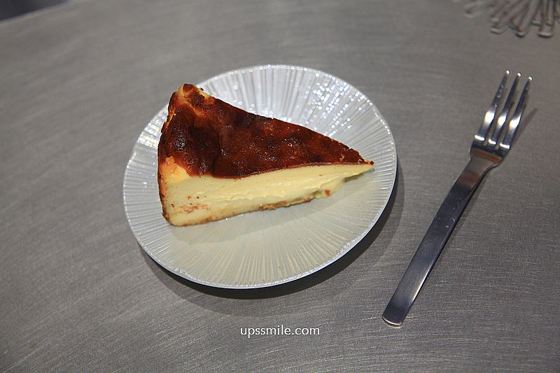 GOLDEN CAVE Cafe通化街，捷運六張犁站早午餐咖啡廳，台北流心巴斯克，台北複合式選物金屬風格咖啡廳