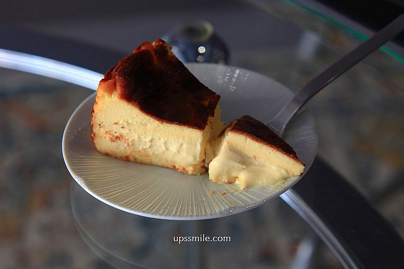 GOLDEN CAVE Cafe通化街，捷運六張犁站早午餐咖啡廳，台北流心巴斯克，台北複合式選物金屬風格咖啡廳