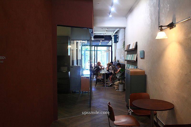 PAUSE Coffee Roaster 南港自家烘焙咖啡，南港玻璃屋絕美庭院咖啡廳