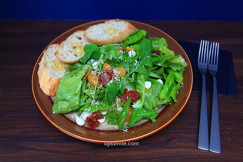 PAUSE Coffee Roaster 南港自家烘焙咖啡，南港玻璃屋絕美庭院咖啡廳