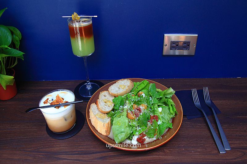 PAUSE Coffee Roaster 南港自家烘焙咖啡，南港玻璃屋絕美庭院咖啡廳