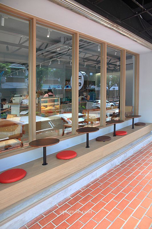 fly cafe敦北店，蒼蠅哥肉桂捲新店開張，台北肉桂捲名店、傳奇西西里必喝