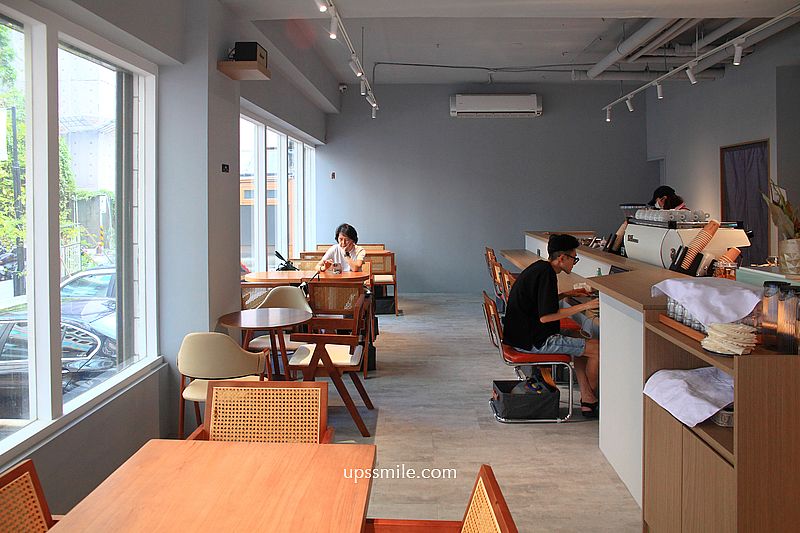 fly cafe敦北店，蒼蠅哥肉桂捲新店開張，台北肉桂捲名店、傳奇西西里必喝