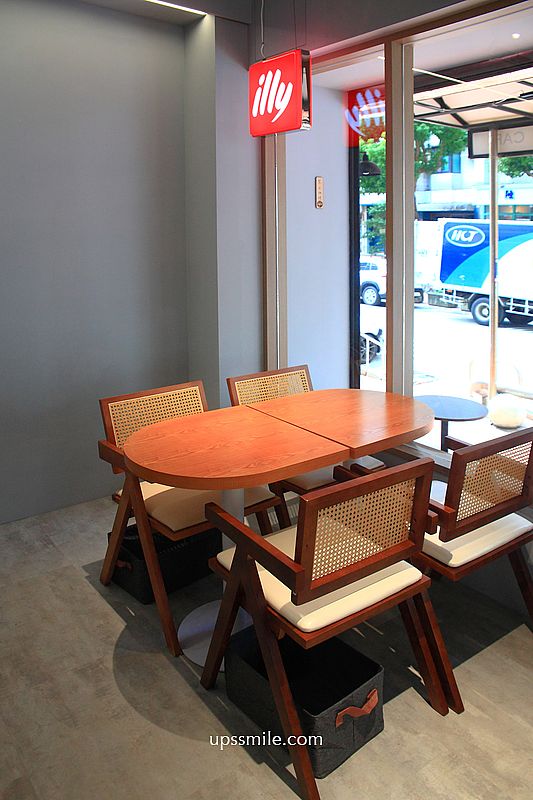 fly cafe敦北店，蒼蠅哥肉桂捲新店開張，台北肉桂捲名店、傳奇西西里必喝