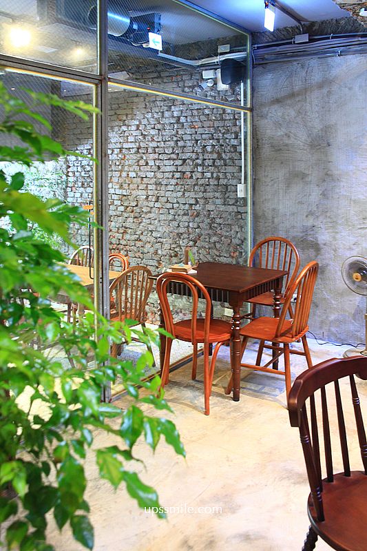 BéVive 越式咖啡廳，捷運忠孝新生站老宅越式咖啡廳，必點香蘭戚風蛋糕、越式豬肉河粉