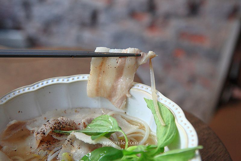 BéVive 越式咖啡廳，捷運忠孝新生站老宅越式咖啡廳，必點香蘭戚風蛋糕、越式豬肉河粉