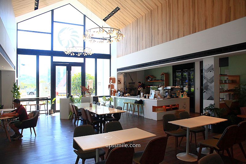 Oracle Coffee 神諭咖啡台中大城店，台中大坑景點，大坑情人橋超美教堂風玻璃屋咖啡廳