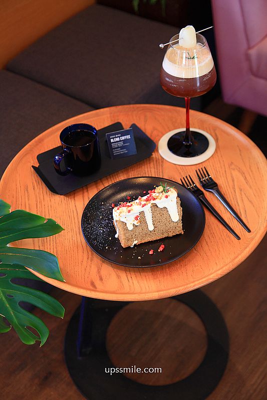 Oracle Coffee 神諭咖啡台中大城店，台中大坑景點，大坑情人橋超美教堂風玻璃屋咖啡廳