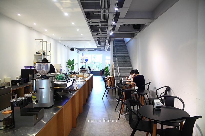 那間賣冰的咖啡店 Blue Lamp Cafe,隱身林口市場韓式雪花冰,林口網美咖啡廳 那間賣冰的咖啡店 Blue Lamp Cafe,隱身林口市場韓式雪花冰,林口網美咖啡廳