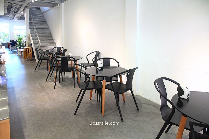 那間賣冰的咖啡店 Blue Lamp Cafe,隱身林口市場韓式雪花冰,林口網美咖啡廳 那間賣冰的咖啡店 Blue Lamp Cafe,隱身林口市場韓式雪花冰,林口網美咖啡廳