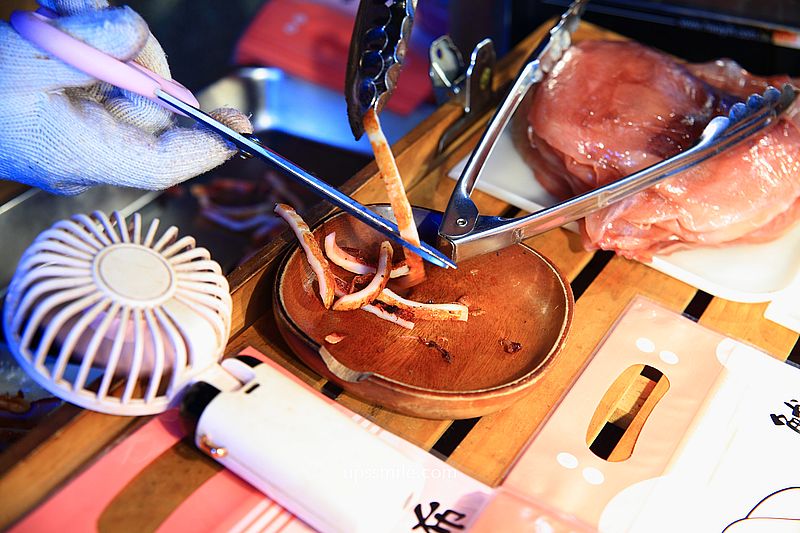 【大稻程美食】魷布院鮮烤魷魚,全台首創熟成魷魚專家,台北迪化街伴手禮推薦 【大稻程美食】魷布院鮮烤魷魚,全台首創熟成魷魚專家,台北迪化街伴手禮推薦