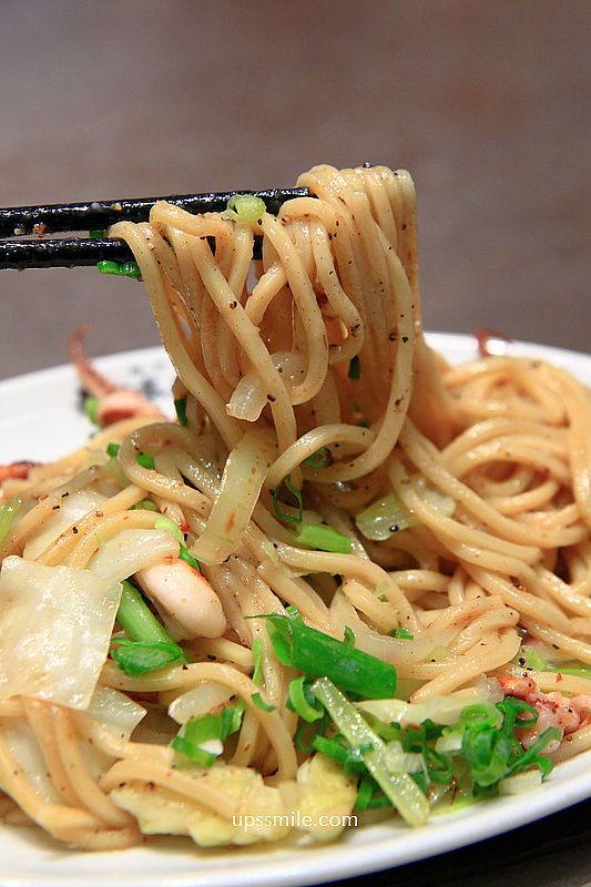 長田本庄軒新光南西店,日本神戶日式炒麵名店,捷運中山站美食,新光三越南西店b1美食,附長田本庄軒菜單 長田本庄軒新光南西店,日本神戶日式炒麵名店,捷運中山站美食,新光三越南西店b1美食,附長田本庄軒菜單